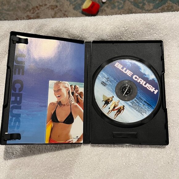 Blue Crush Three Friends, One Passion, No Limits DVD - Picture 3 of 3